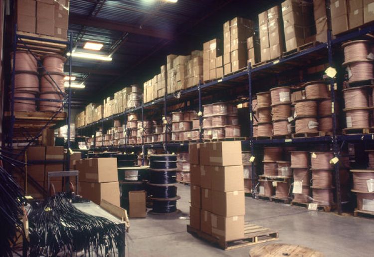 Prawo opcji a zmiana asortymentu – czy można zamawiać inne produkty? (Pzp)