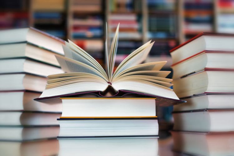   Zakup książek do biblioteki szkolnej bez procedur Pzp – kiedy to możliwe?
