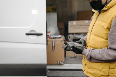   Jak wygląda współpraca z agencją celną przy imporcie i eksporcie towarów?