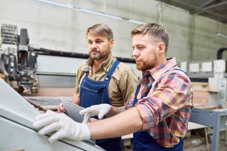 Zalety oprogramowania dla firm produkcyjnych i magazynowych
